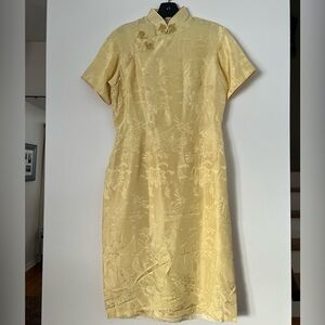 Vintage 80s butter yellow rayon cheongsam